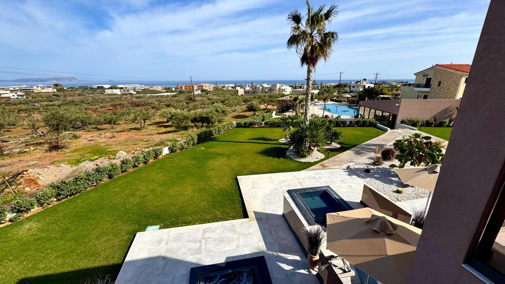 La Reve Luxury Apartments ヘルソニソス エクステリア 写真